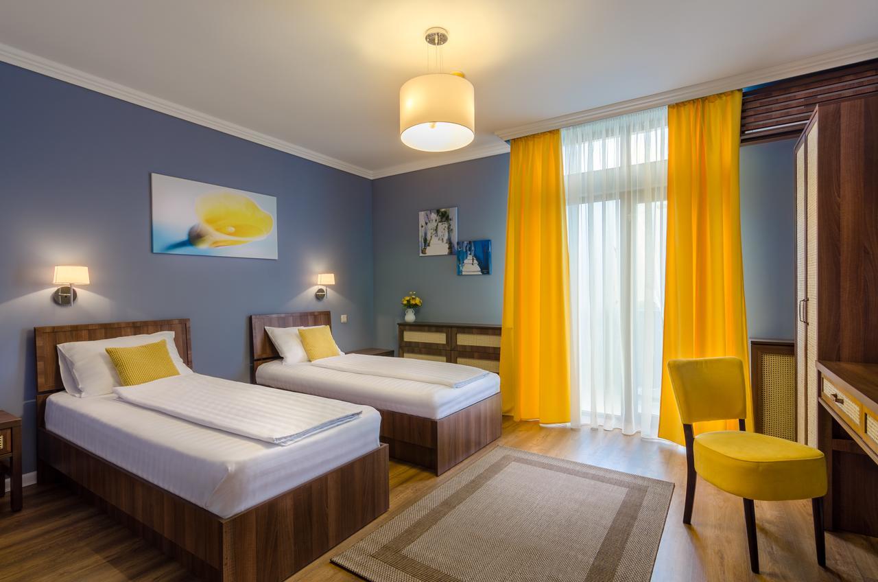 Seva Hotel Health Club Câmpina Eksteriør billede