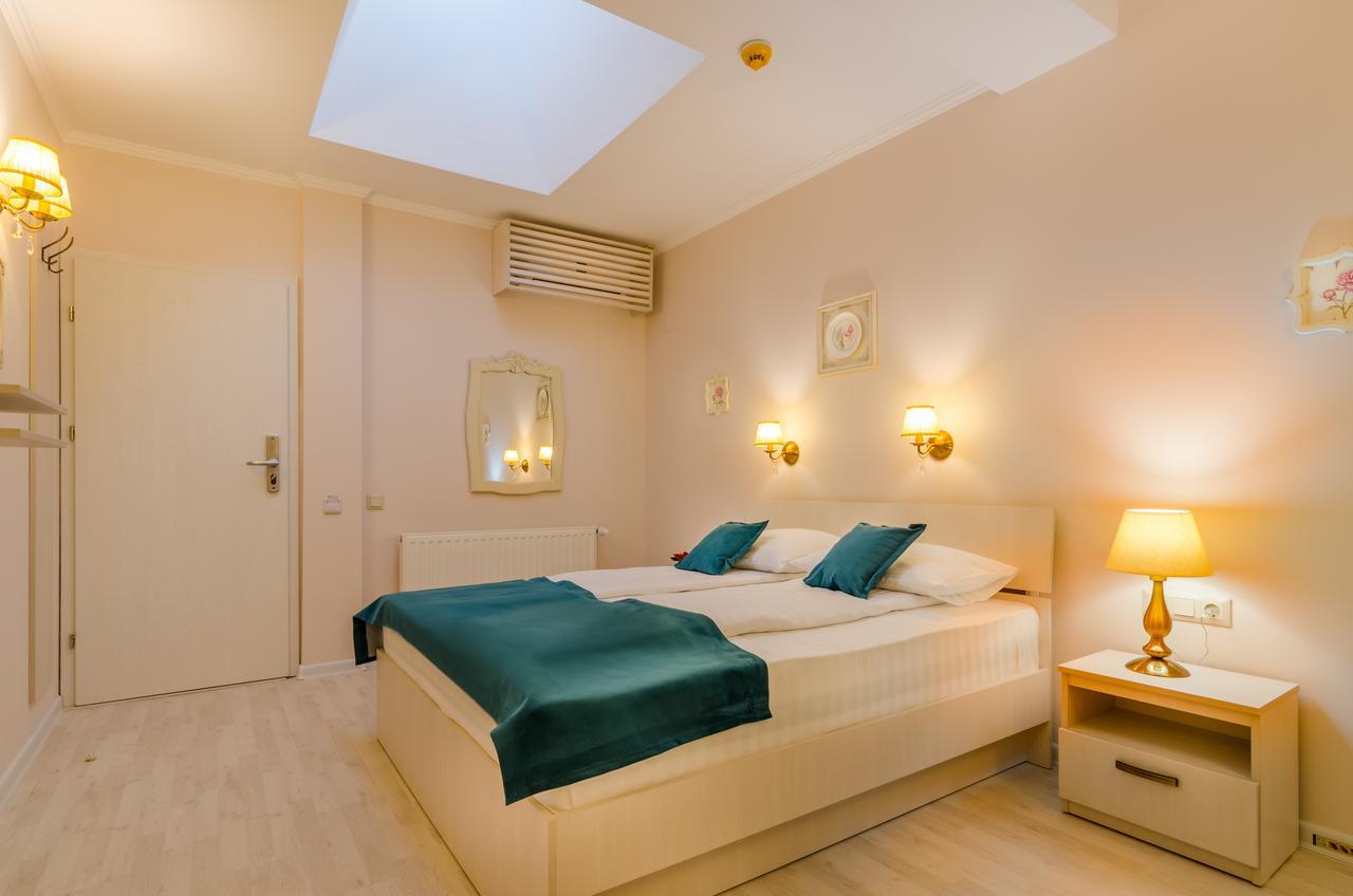 Seva Hotel Health Club Câmpina Eksteriør billede